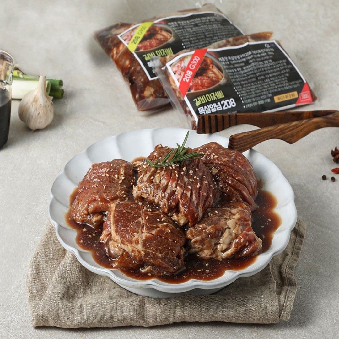 롯데온)갈비아저씨 돼지왕구이 돼지갈비맛 양념갈비 300g 10팩 28900원 (28,900원 / 무료배송)
