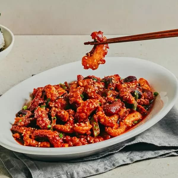 쭈꾸미 볶음 300g 4팩 18,500원 (무료배송)