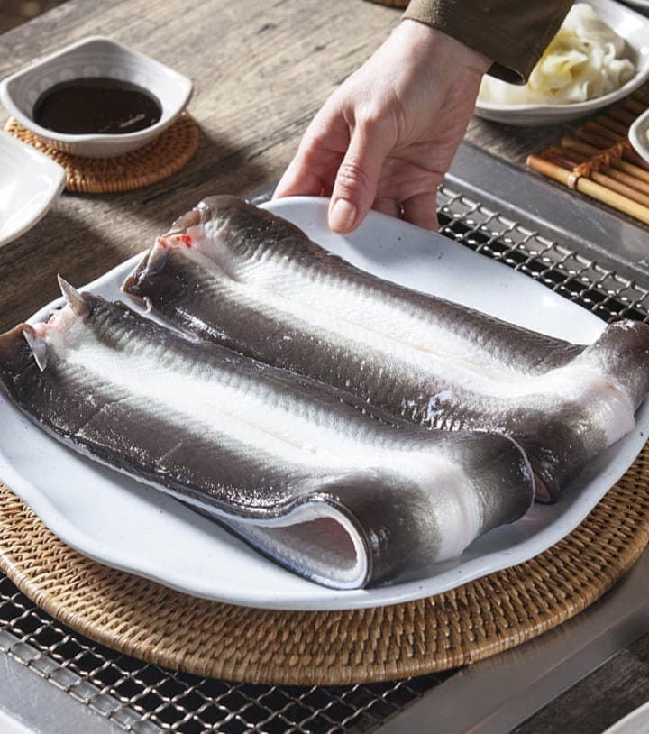 한울e샵) 국내산 최상급 자포니카 풍천 민물장어 1kg 39,900원 (선착100 무배)