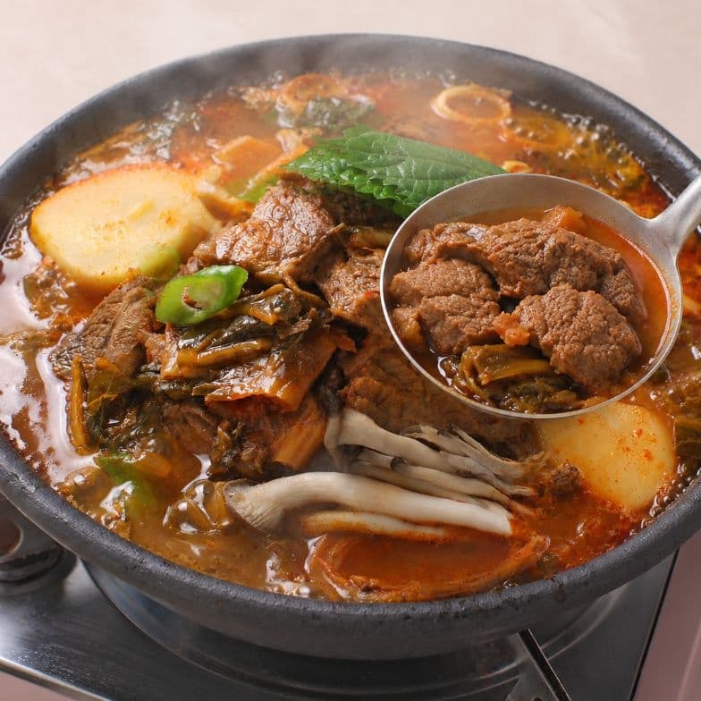 [롯데온] 한돈 뼈없는 감자탕 600g 3팩 (12,850원/무료) (무료배송)