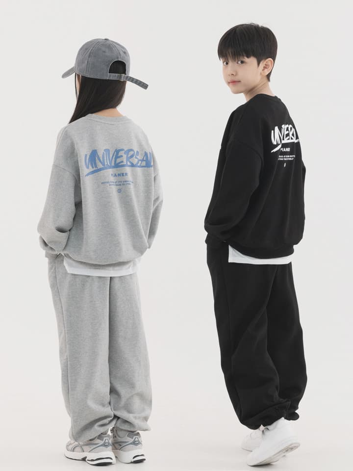 굿웨어몰) 유니버셜 맨투맨&조거 팬츠 셋업 2color 32,215원 (무료배송)