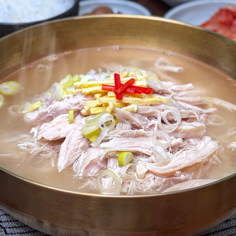 [네이버] 솔가 가마솥 닭곰탕 2팩 (5,700원/무배)