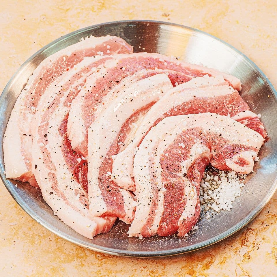 [롯데온] 한돈 냉장 삼겹살 1kg (18,300원 / 무료배송)