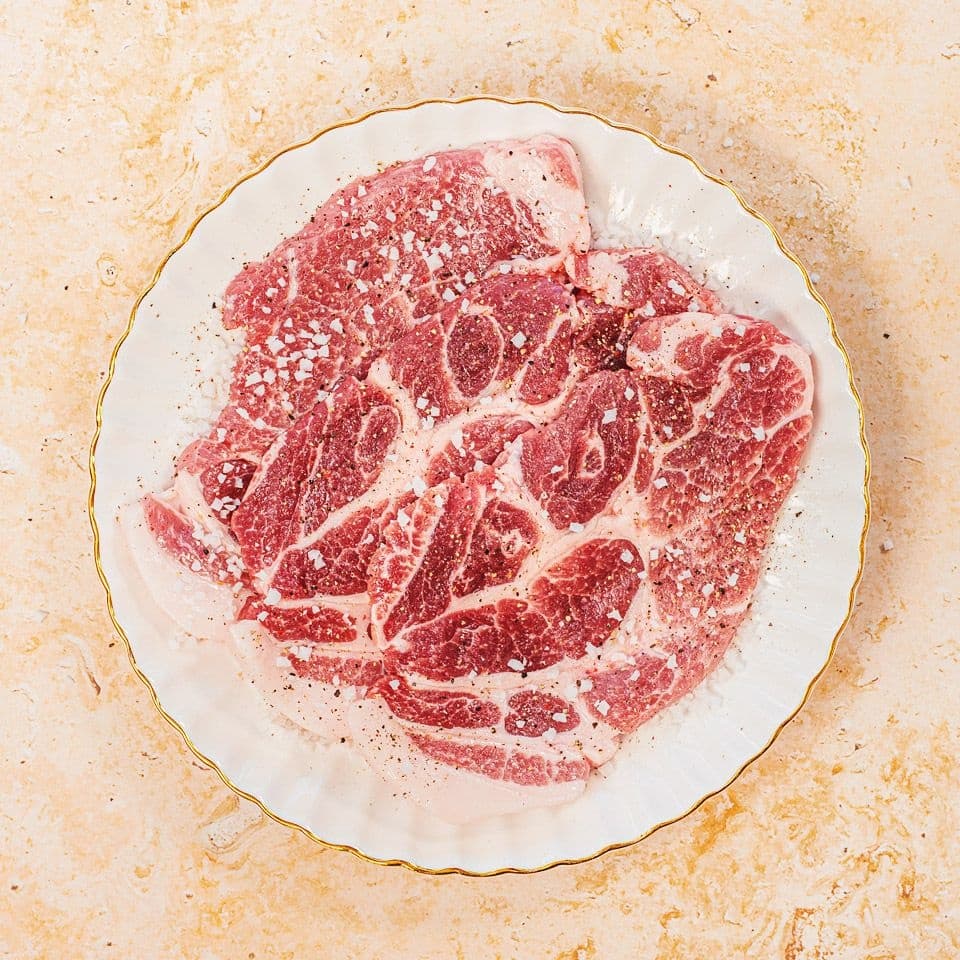 [롯데온] 국내산 한돈 목살 1kg (16,570원 / 무료배송)
