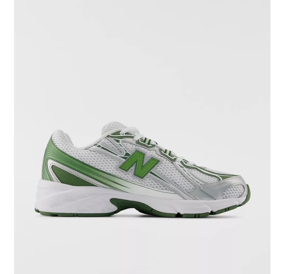 UrbanOutfitters) 뉴발란스 740 $47.99 등 세일가에 추가 40프로 할인