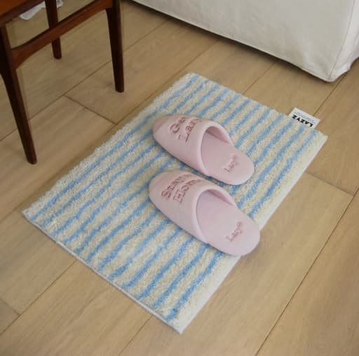 레이지지 포인트 아이템 러그 룸슈즈 홈패브릭 인기 아이템 모음전 (29,900원 / 남음)